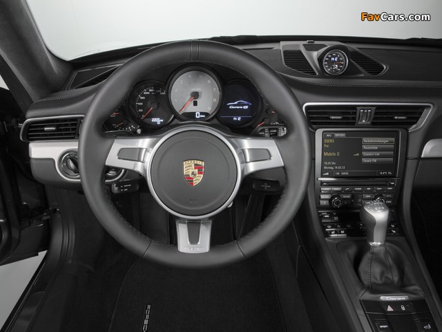 Porsche 911 Carrera 4S Coupe (991) 2012 images (640 x 480)