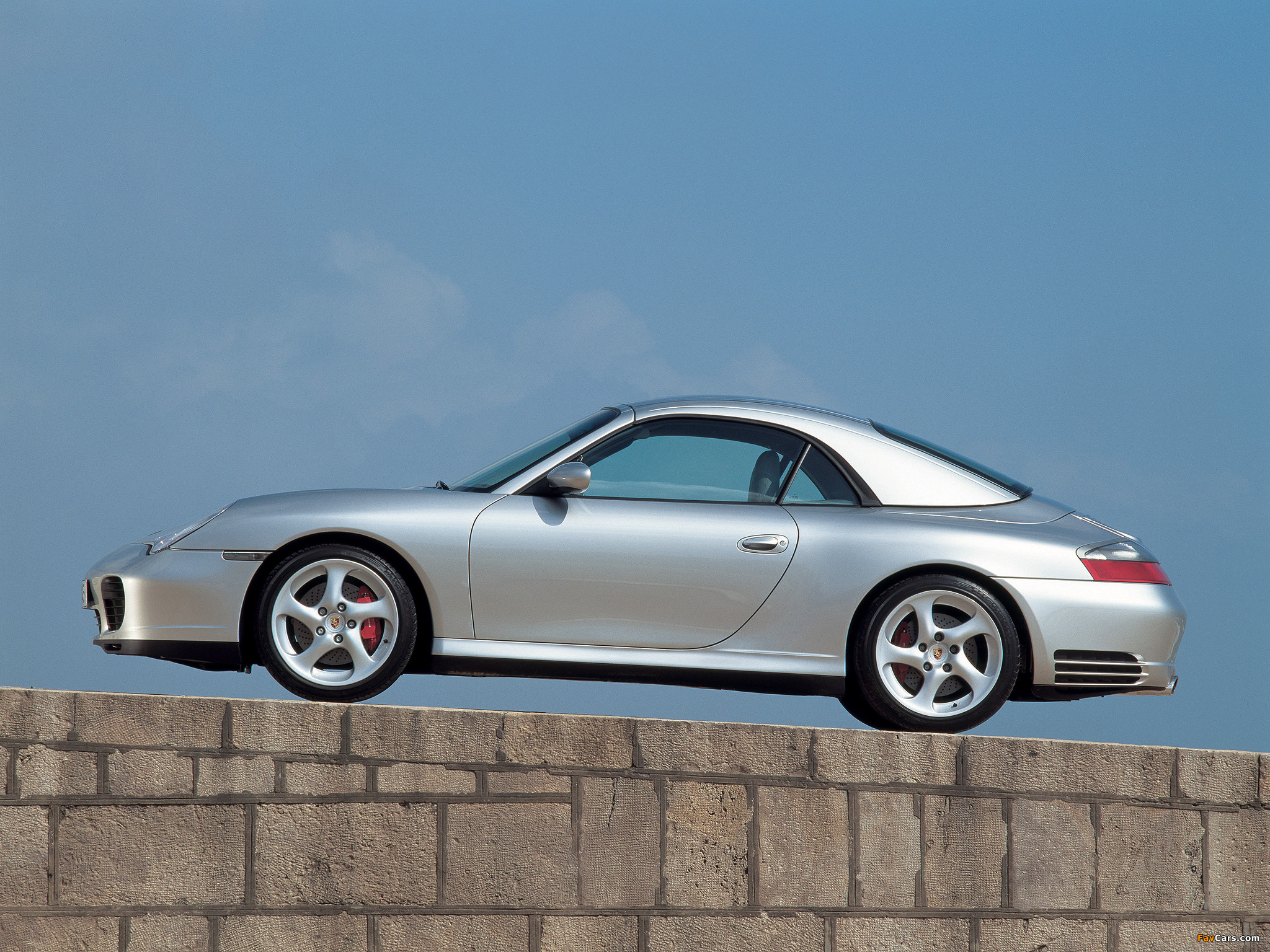 Porsche 911 Carrera 4S Cabriolet (996) 2004–05 wallpapers (2048 x 1536)