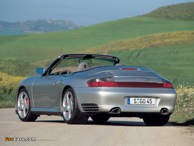 Porsche 911 Carrera 4S Cabriolet (996) 2004–05 wallpapers (640 x 480)