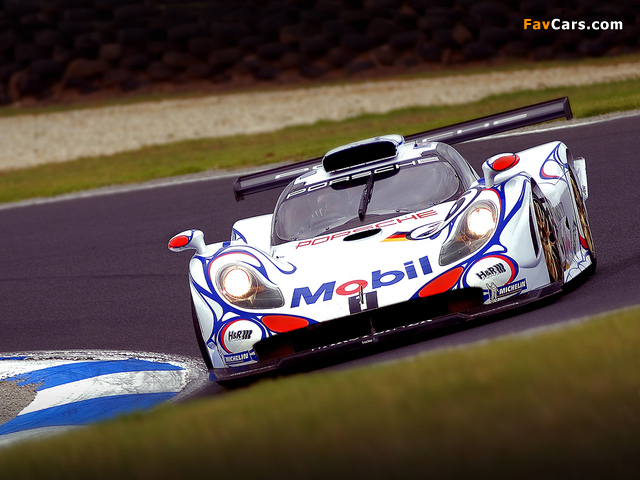 Photos of Porsche 911 GT1 (996) 1998 (640 x 480)