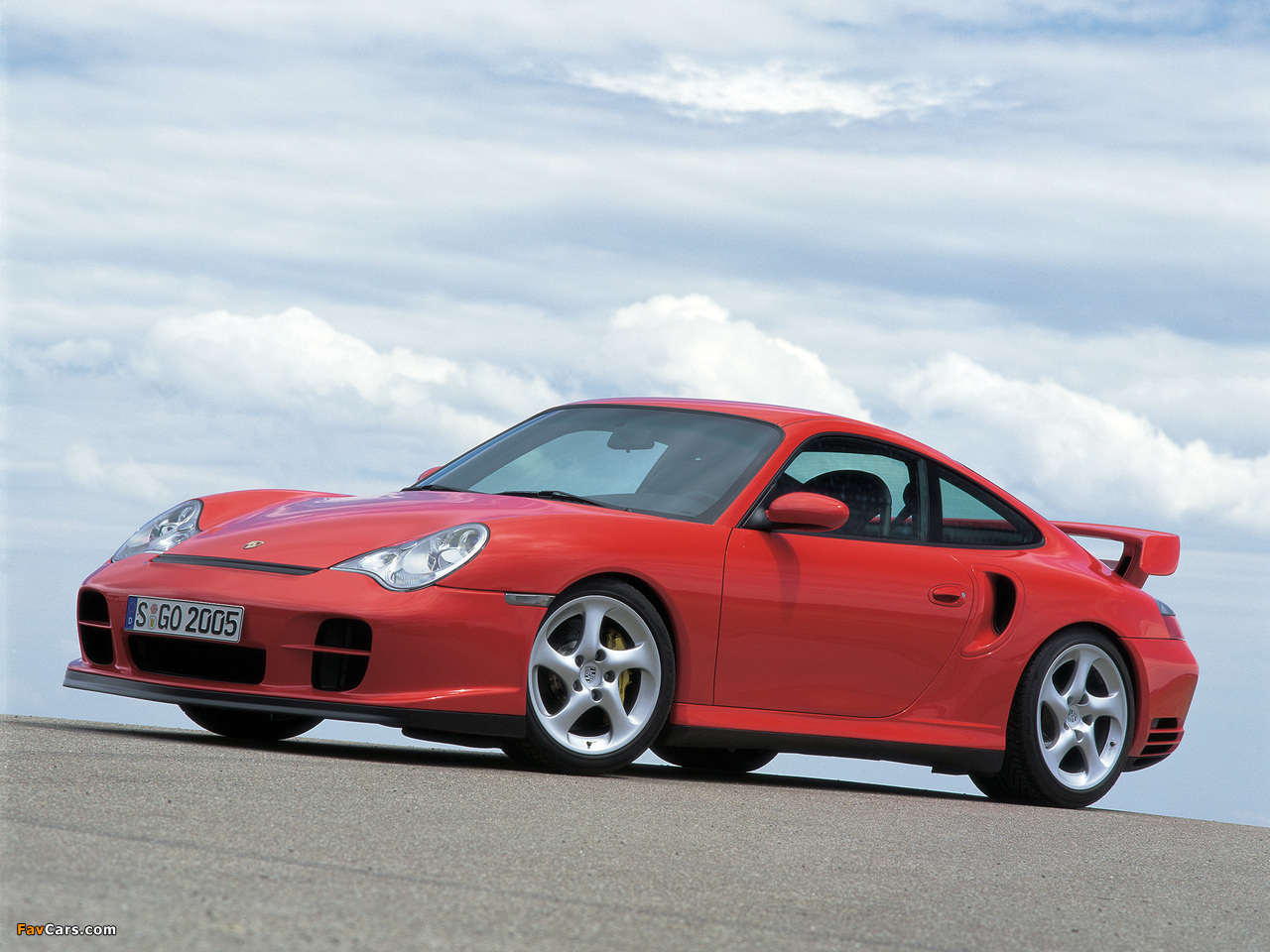 Images of Porsche 911 GT2 (996) 2001–03 (1280 x 960)