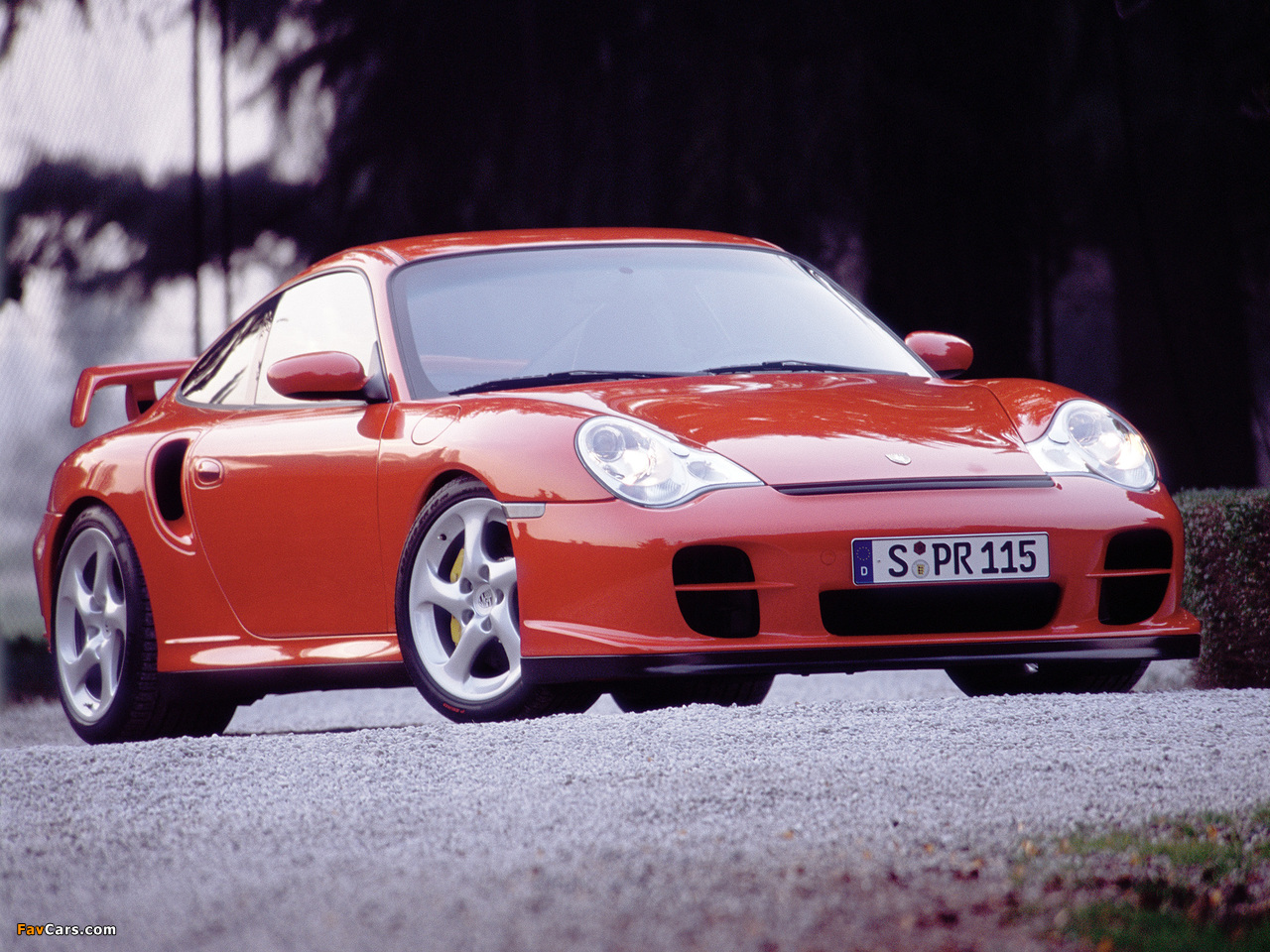 Images of Porsche 911 GT2 (996) 2001–03 (1280 x 960)