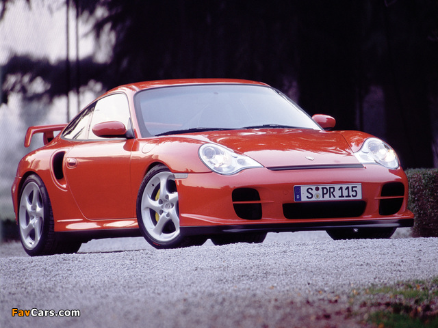 Images of Porsche 911 GT2 (996) 2001–03 (640 x 480)