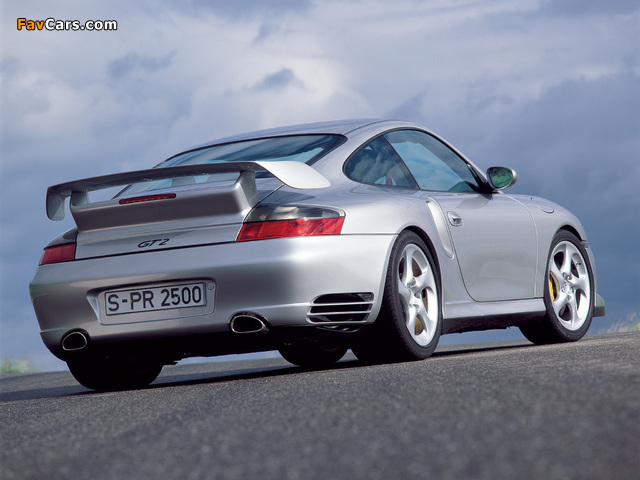 Images of Porsche 911 GT2 (996) 2001–03 (640 x 480)