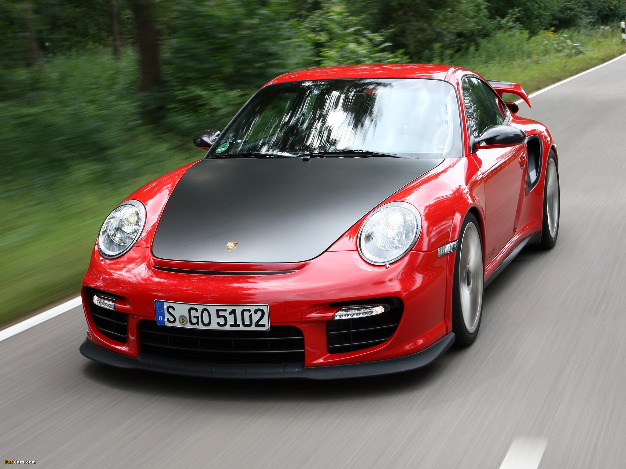 Images of Porsche 911 GT2 RS (997) 2010–11 (2048 x 1536)