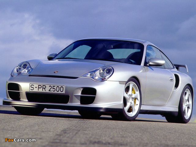 Images of Porsche 911 GT2 (996) 2001–03 (640 x 480)