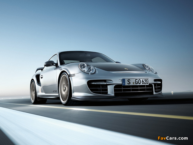 Photos of Porsche 911 GT2 RS (997) 2010–11 (640 x 480)