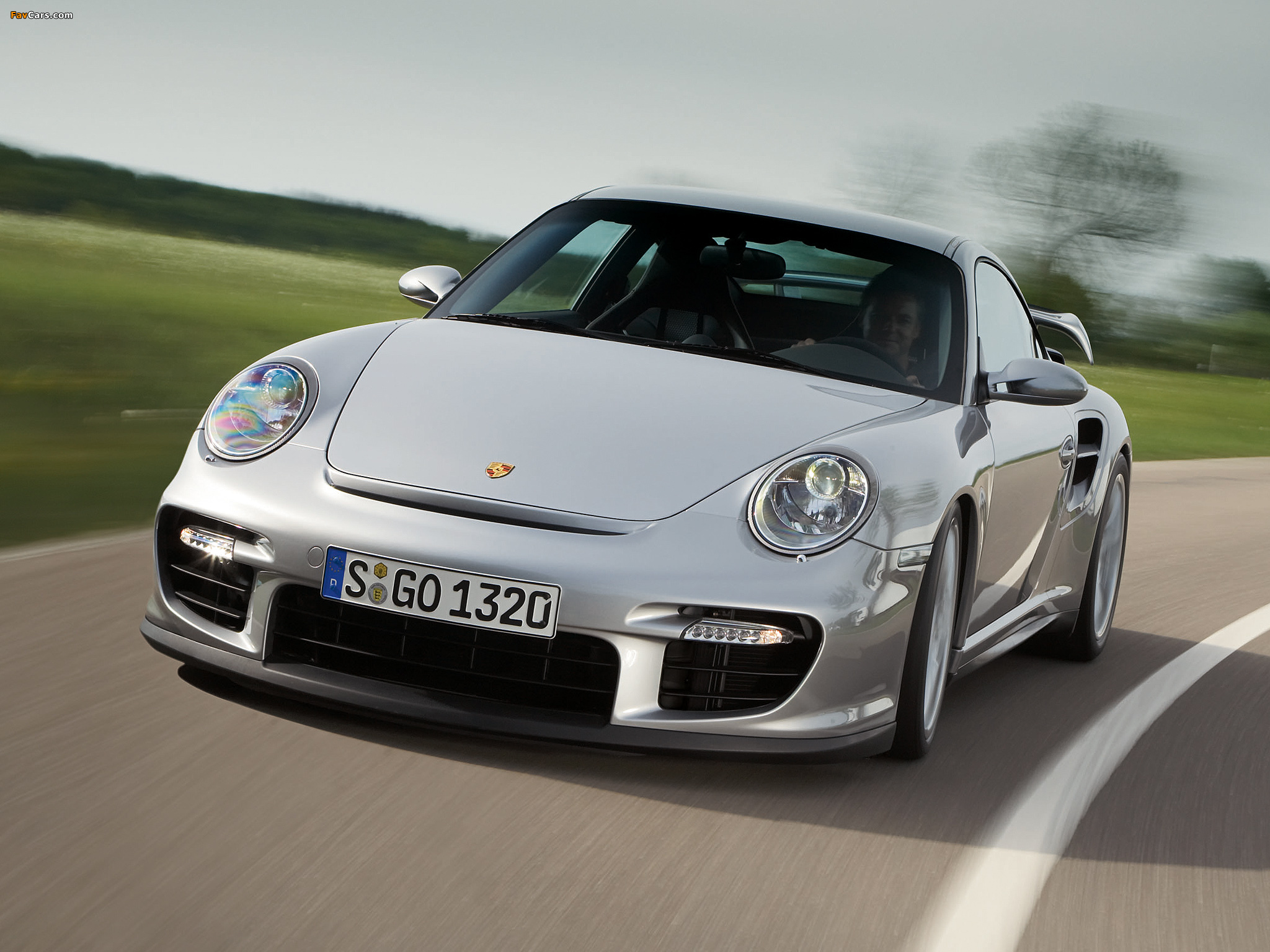 Pictures of Porsche 911 GT2 (997) 2007–10 (2048 x 1536)