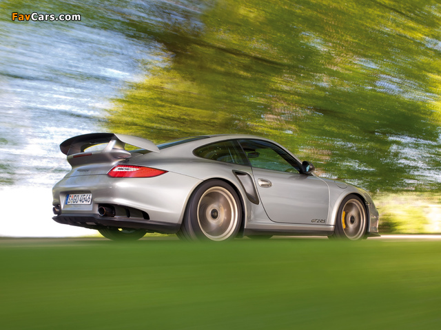 Porsche 911 GT2 RS (997) 2010–11 photos (640 x 480)