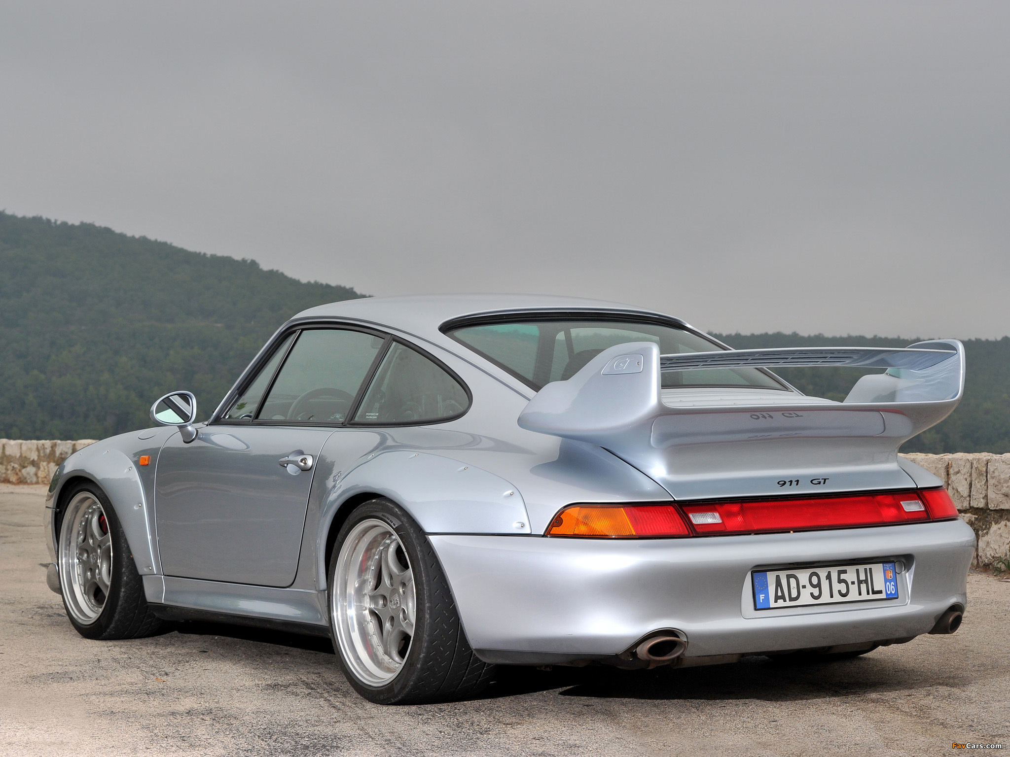 Porsche 911 GT2 (993) 1995–97 wallpapers (2048 x 1536)