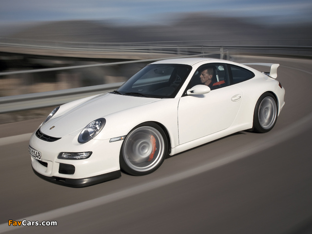 Images of Porsche 911 GT3 (997) 2006–09 (640 x 480)