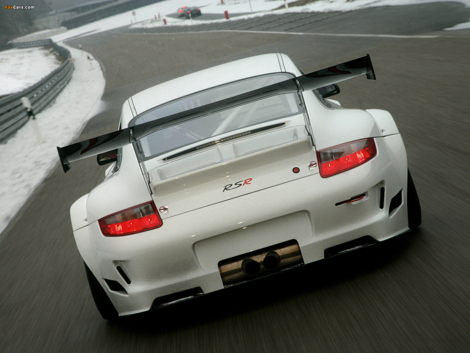 Images of Porsche 911 GT3 RSR (997) 2009–10 (1600 x 1200)