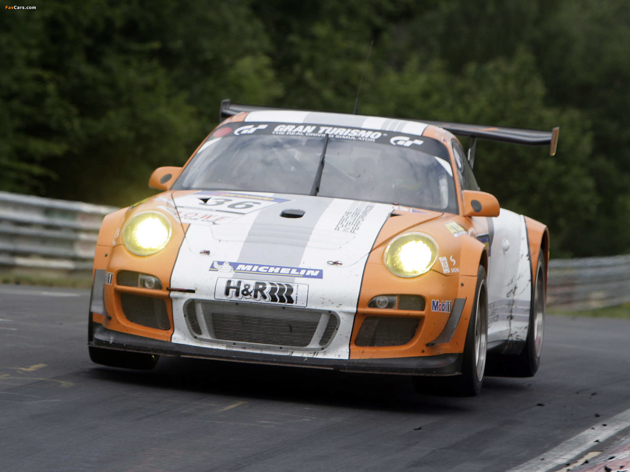 Photos of Porsche 911 GT3 R Hybrid 2.0 (997) 2011 (2048 x 1536)