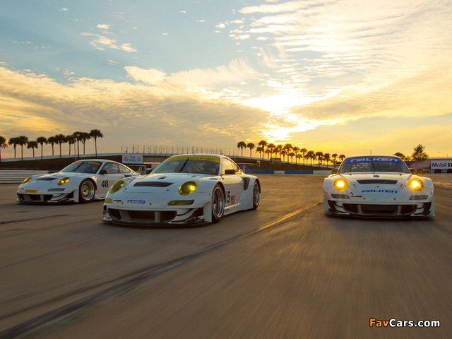 Photos of Porsche 911 GT3 RSR (997) 2012 (640 x 480)