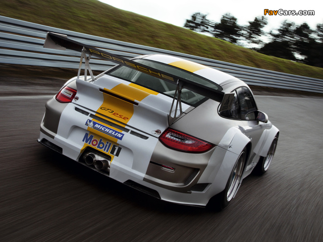 Porsche 911 GT3 RSR (997) 2011 photos (640 x 480)