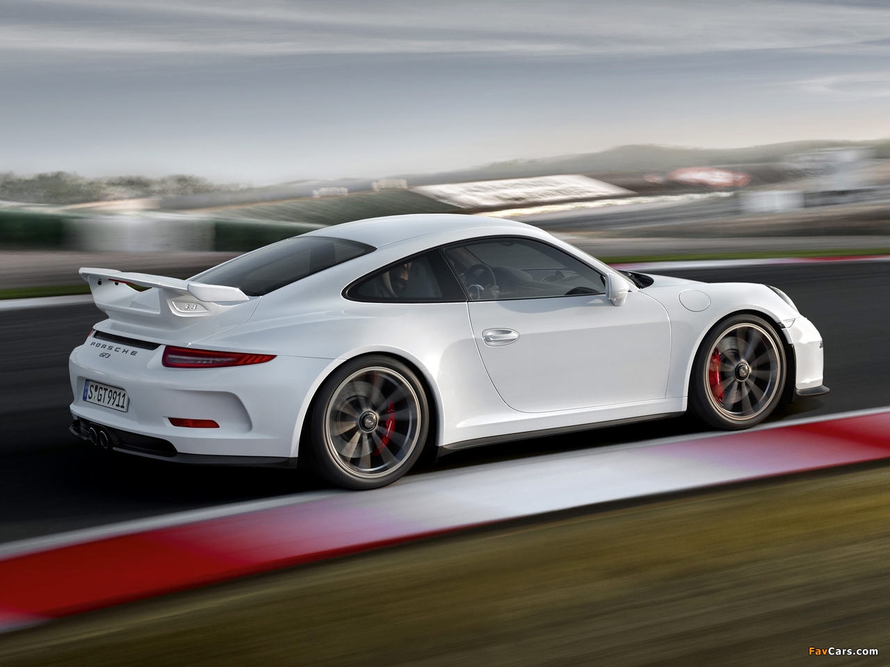 Porsche 911 GT3 (991) 2013 pictures (1280 x 960)