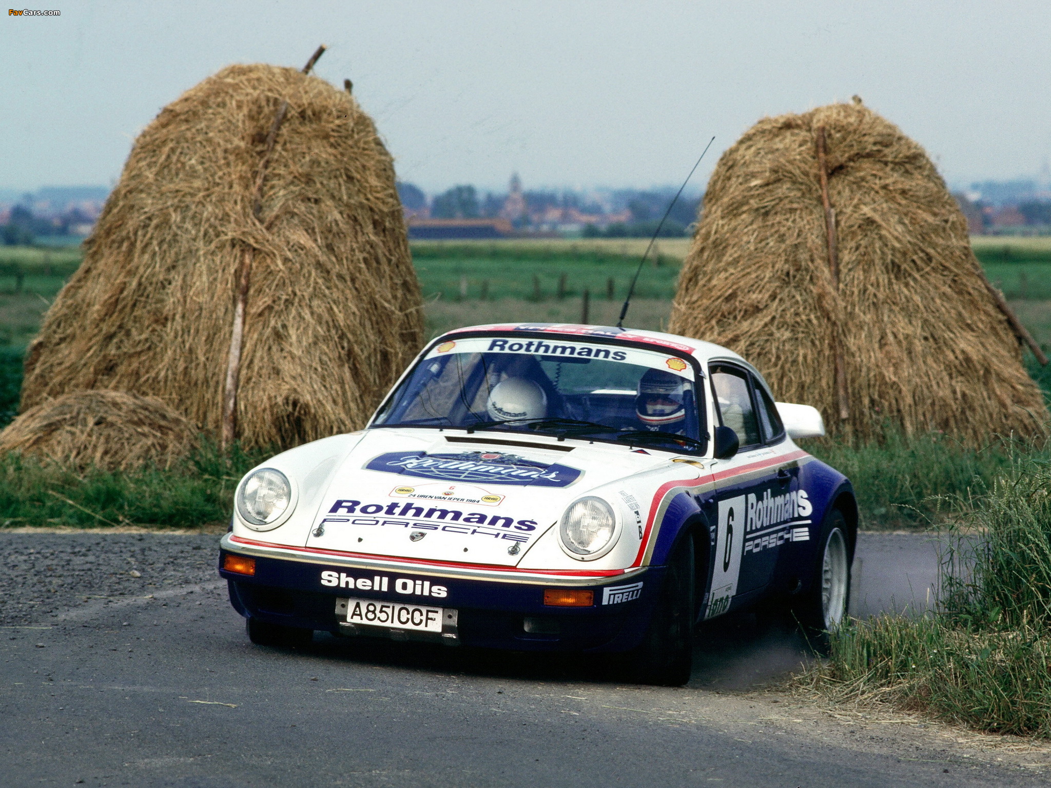 Photos of Porsche 911 SC/RS (954) 1984 (2048 x 1536)