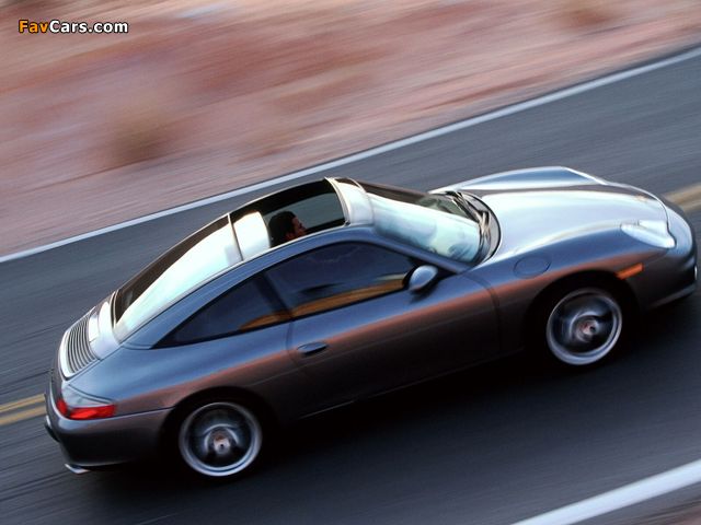Images of Porsche 911 Targa US-spec (996) 2002–05 (640 x 480)