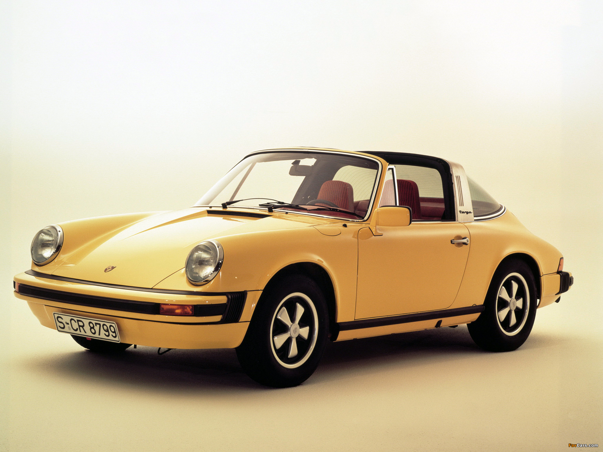 Photos of Porsche 911 2.7 Targa (911) 1973–77 (2048 x 1536)