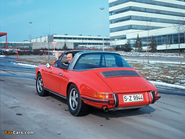 Porsche 911 S 2.2 Targa (901) 1969–71 images (640 x 480)