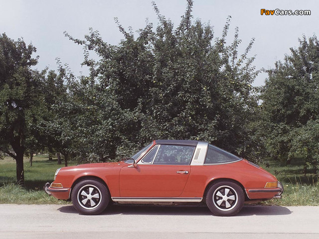 Porsche 911 S 2.2 Targa (901) 1969–71 images (640 x 480)