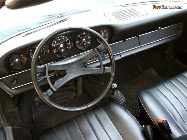 Porsche 911 S 2.4 Targa (901) 1971–73 photos (640 x 480)