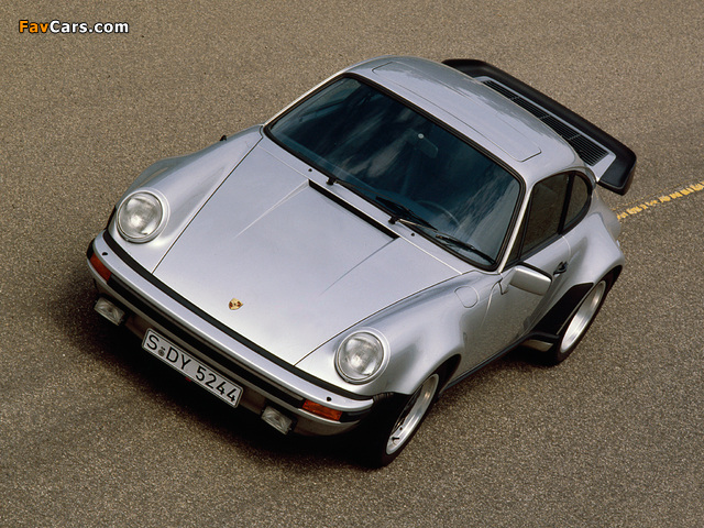 Images of Porsche 911 Turbo 3.3 Coupe (930) 1978–89 (640 x 480)