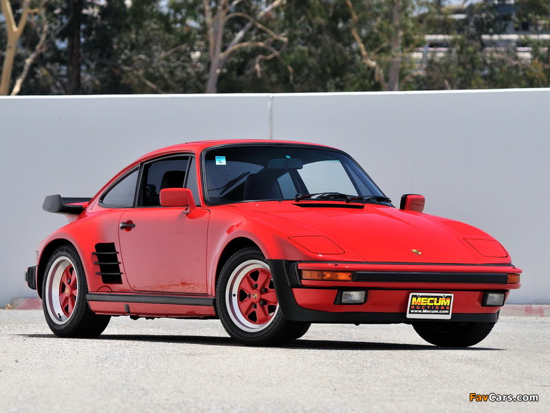 Images of Porsche 911 Turbo 3.3 Flachbau (930) 1986–89 (800 x 600)