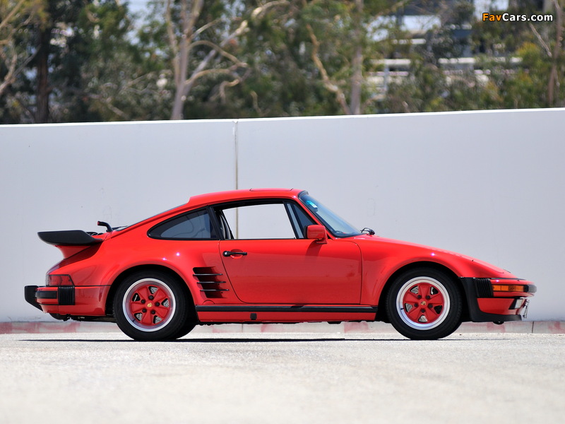 Images of Porsche 911 Turbo 3.3 Flachbau (930) 1986–89 (800 x 600)