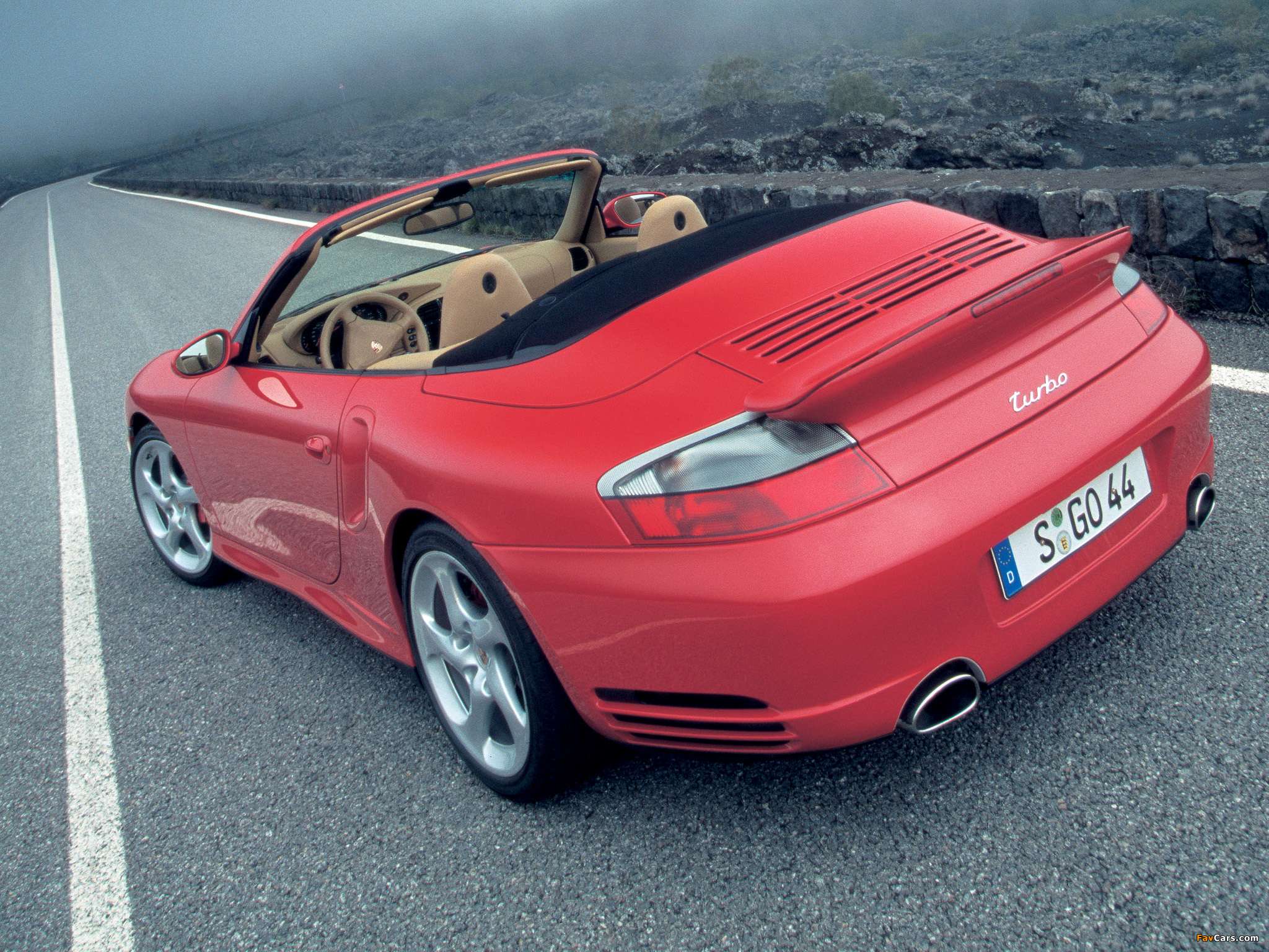 Images of Porsche 911 Turbo Cabriolet (996) 2003–05 (2048 x 1536)