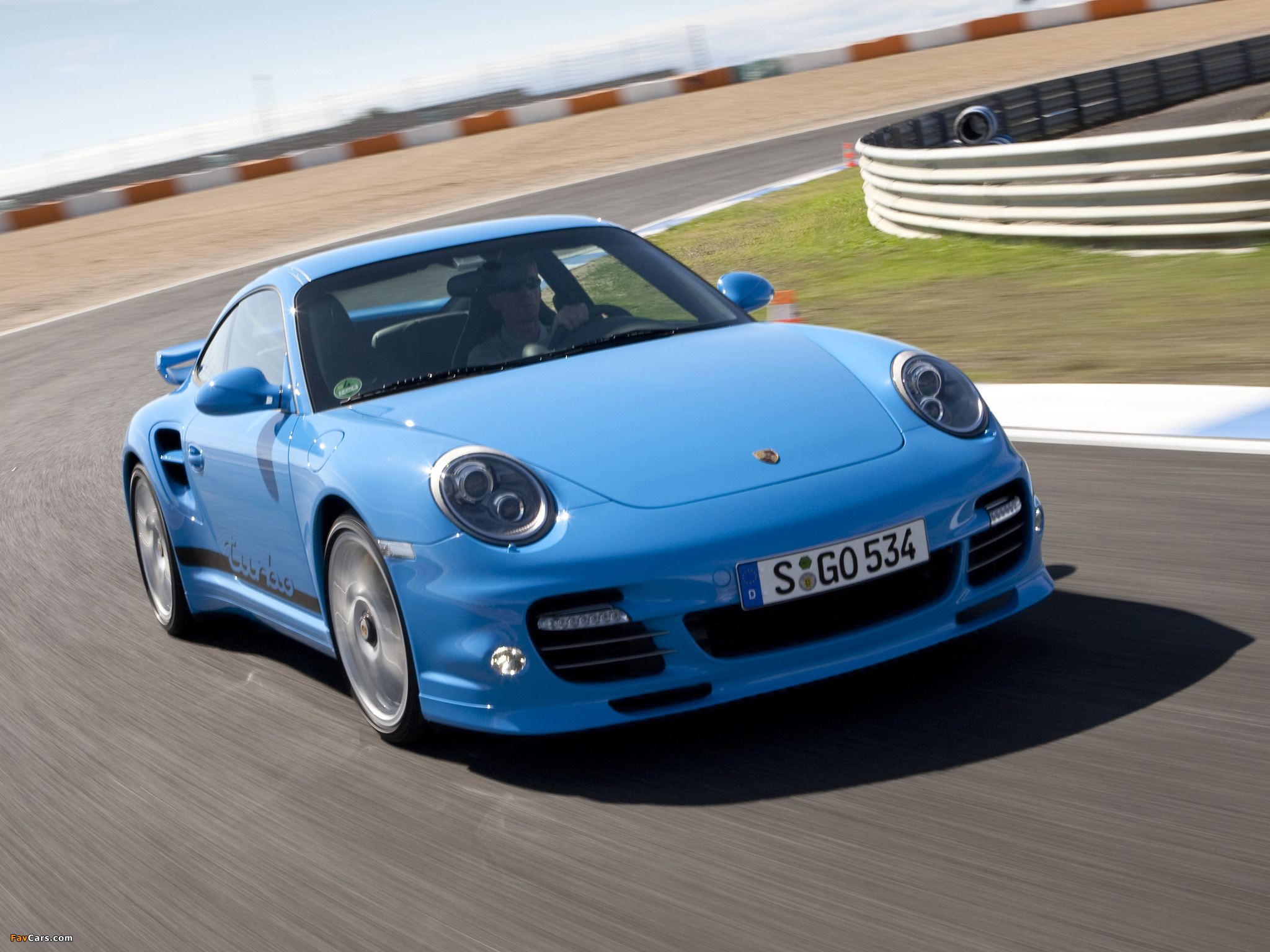 Images of Porsche 911 Turbo Coupe Aerokit (997) 2009 (2048 x 1536)