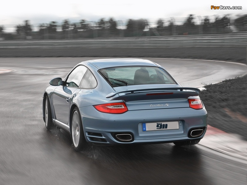 Images of Porsche 911 Turbo S Coupe (997) 2010 (800 x 600)