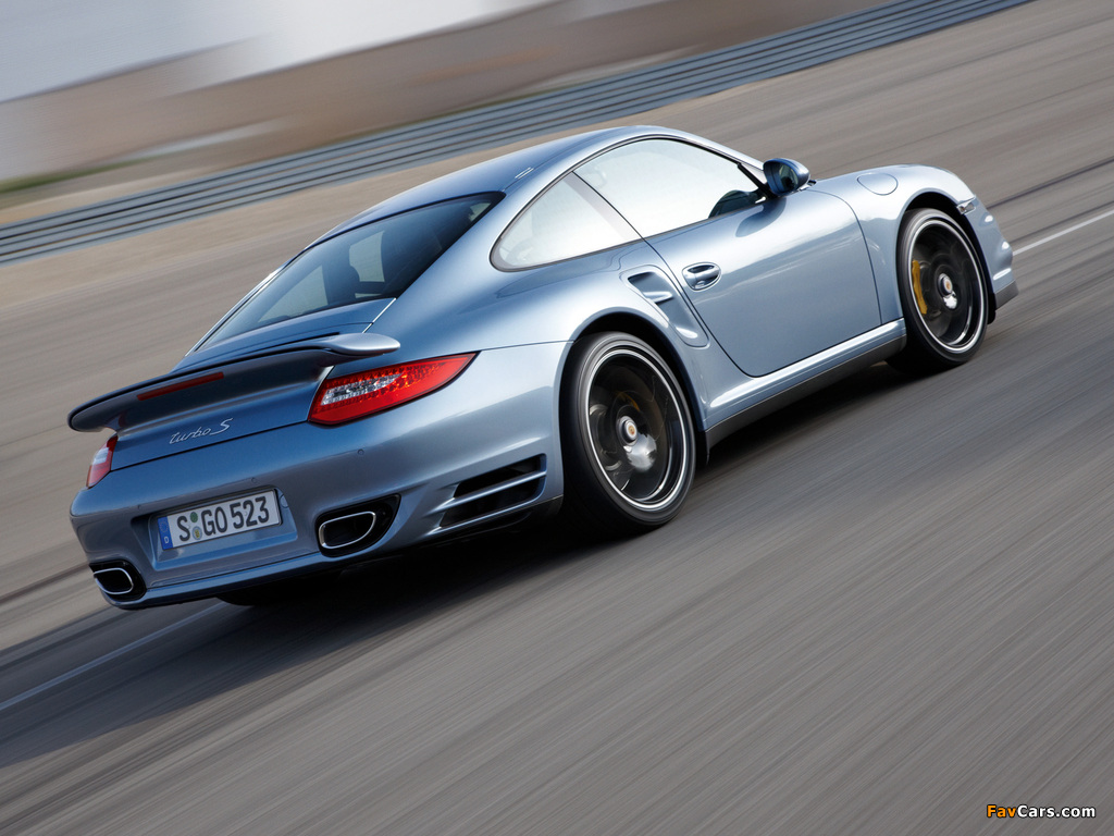 Images of Porsche 911 Turbo S Coupe (997) 2010 (1024 x 768)
