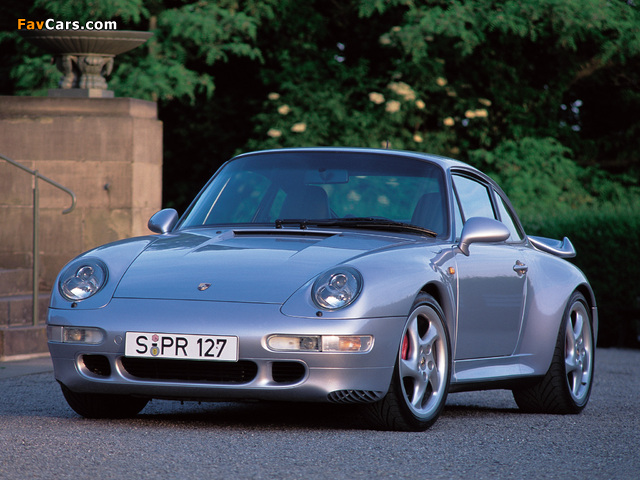 Images of Porsche 911 Turbo 3.6 Coupe (993) 1995–98 (640 x 480)