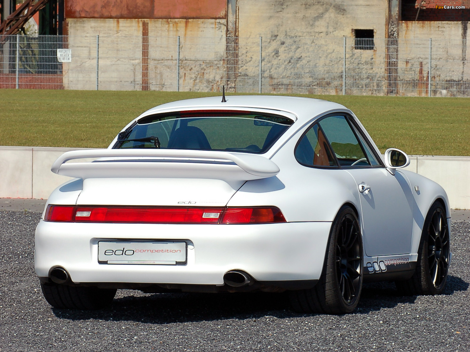 Photos of Edo Competition Porsche 911 Turbo (993) (1600 x 1200)