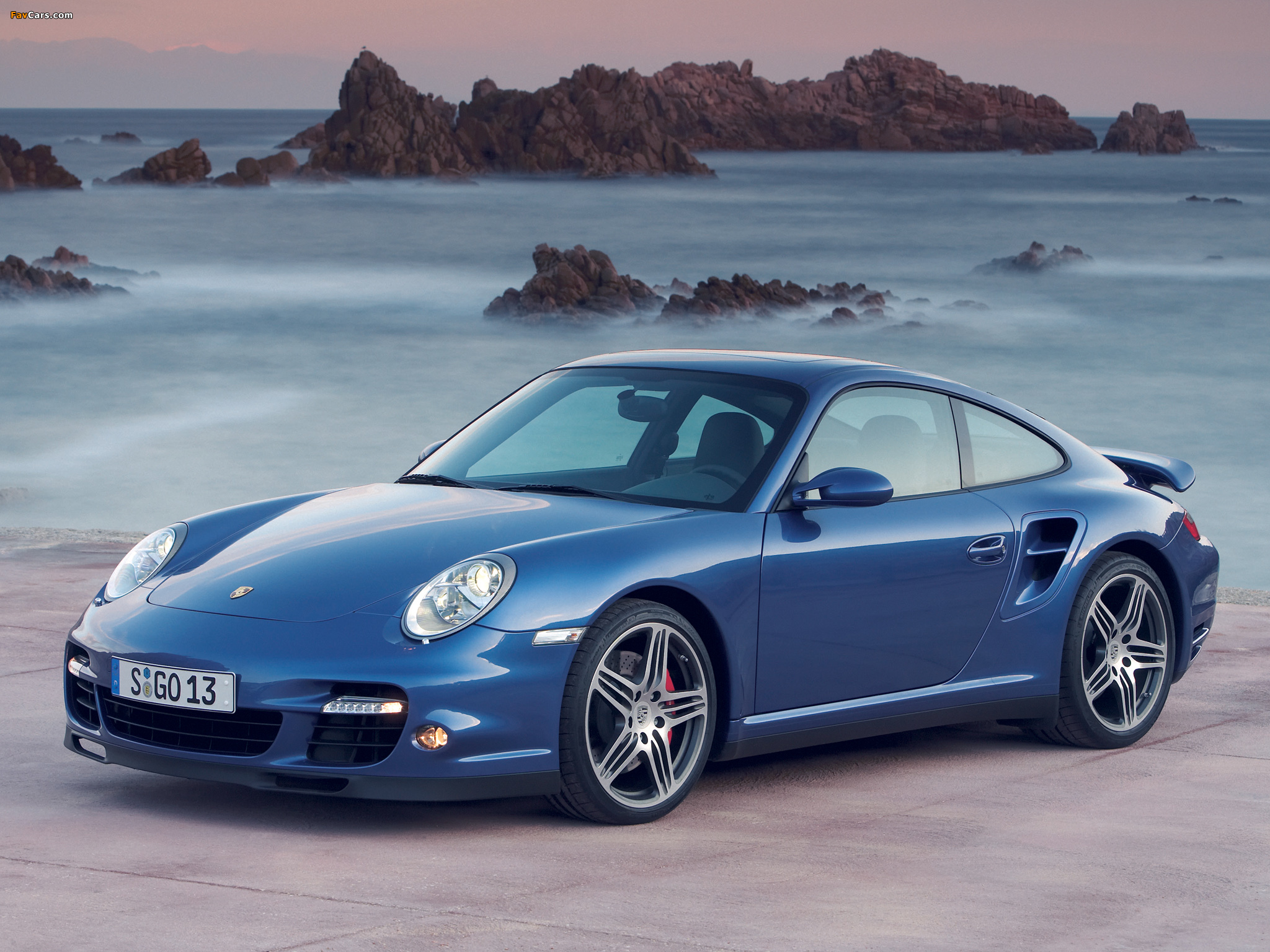 Photos of Porsche 911 Turbo Coupe (997) 2006–08 (2048 x 1536)