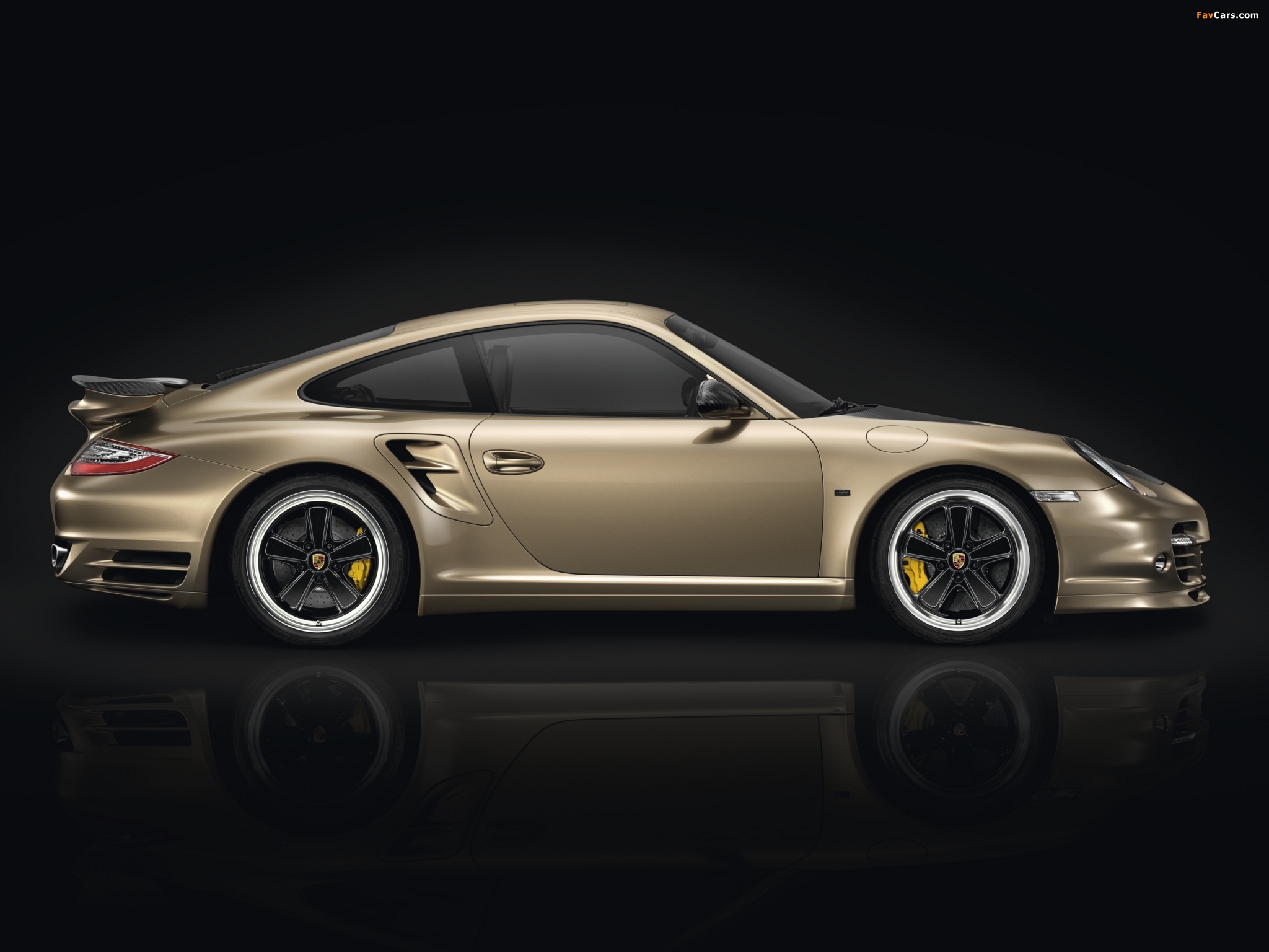 Photos of Porsche 911 Turbo S 10 Year Anniversary Edition (997) 2011 (2048 x 1536)