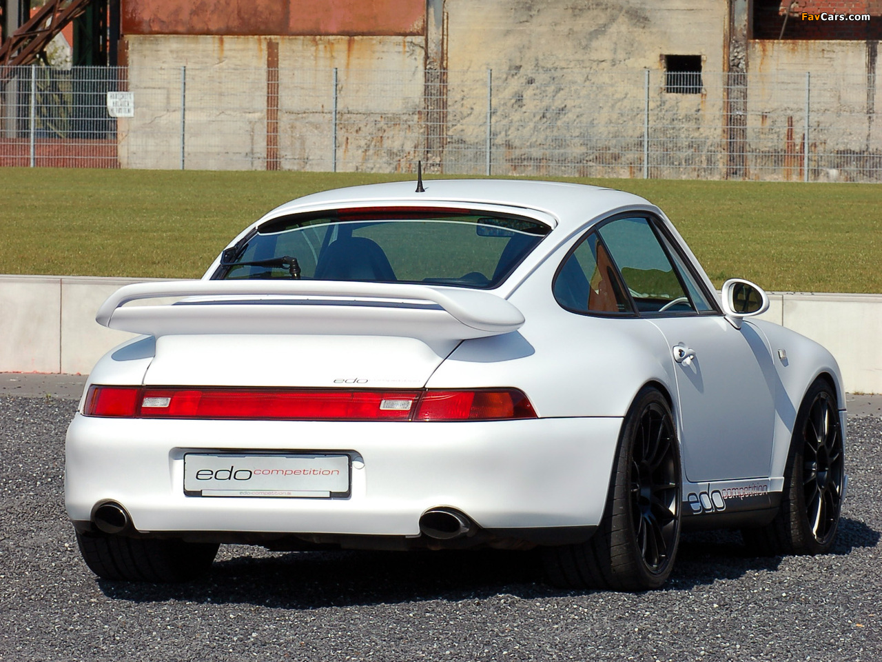 Photos of Edo Competition Porsche 911 Turbo (993) (1280 x 960)