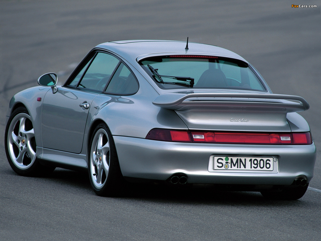 Pictures of Porsche 911 Turbo S 3.6 Coupe (993) 1997–98 (1280 x 960)