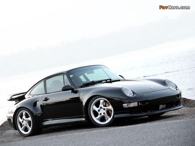 Pictures of Porsche 911 Turbo S 3.6 Coupe (993) 1997–98 (640 x 480)