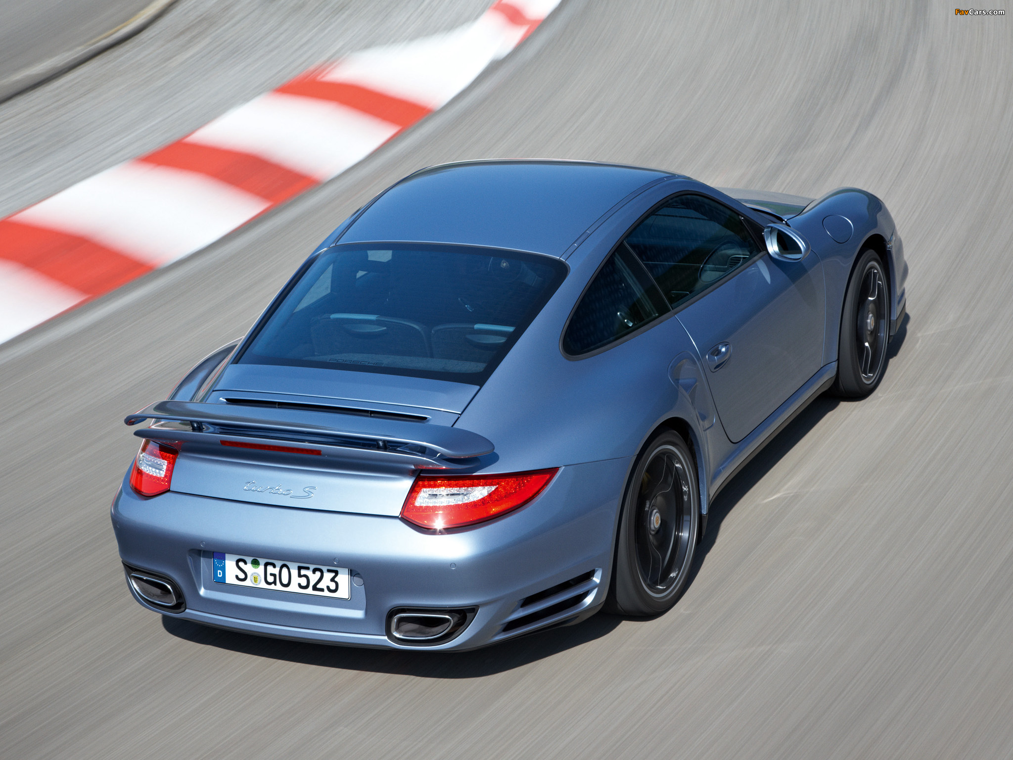 Pictures of Porsche 911 Turbo S Coupe (997) 2010 (2048 x 1536)