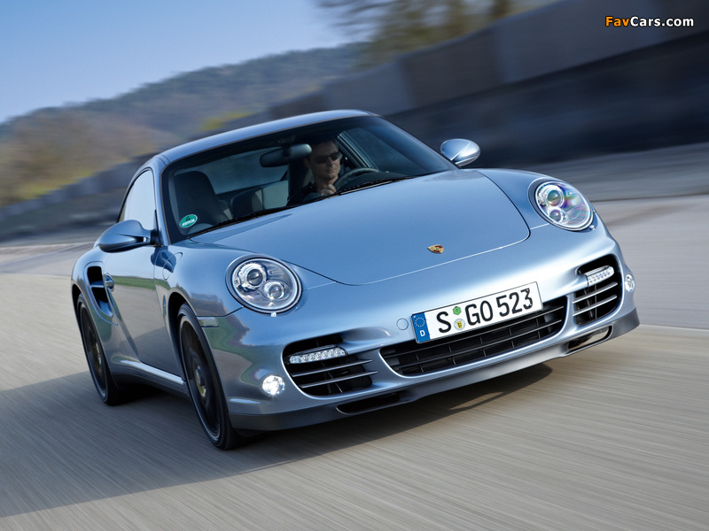Pictures of Porsche 911 Turbo S Coupe (997) 2010 (800 x 600)