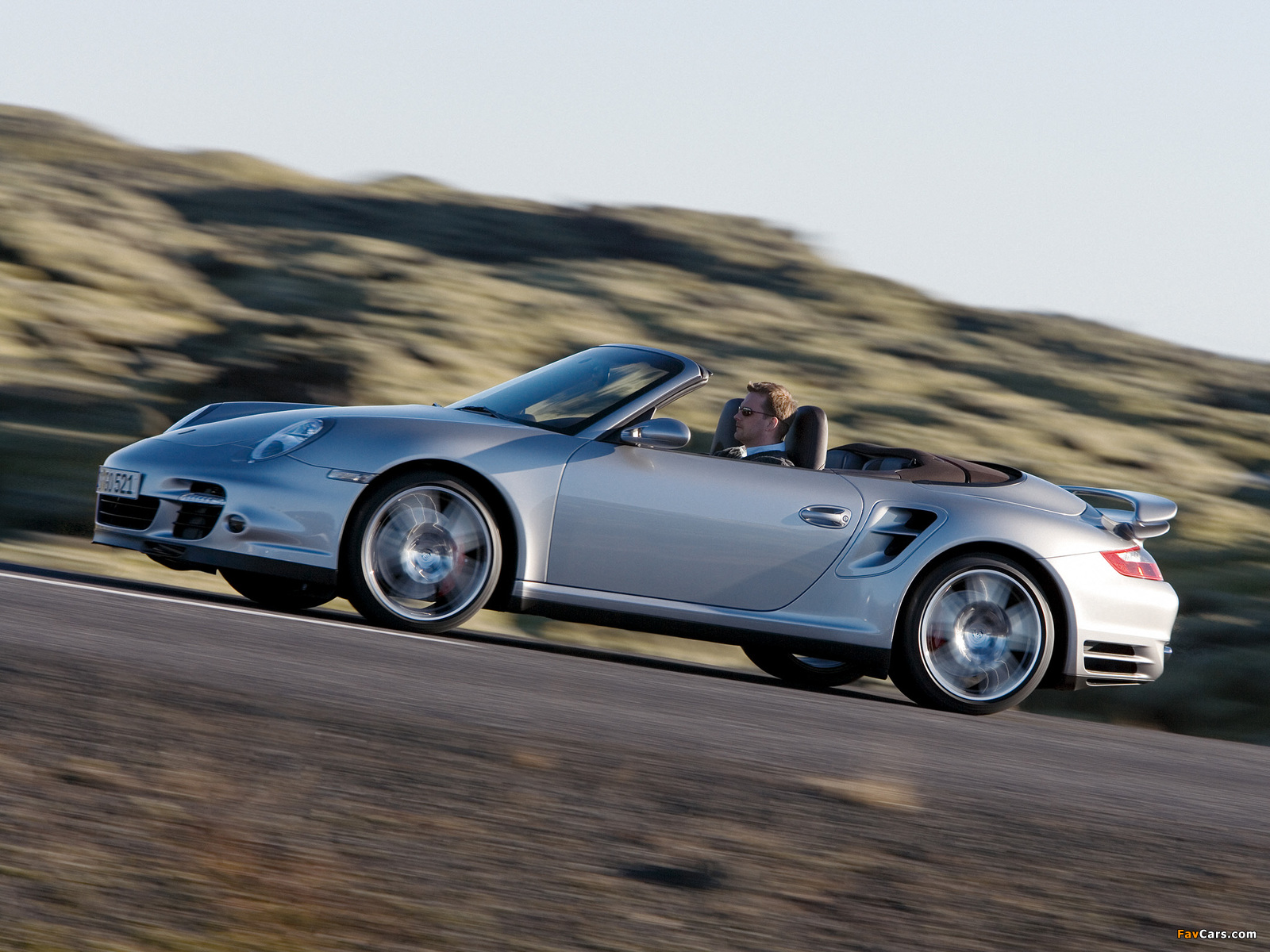 Porsche 911 Turbo Cabriolet (997) 2007–09 pictures (1600 x 1200)