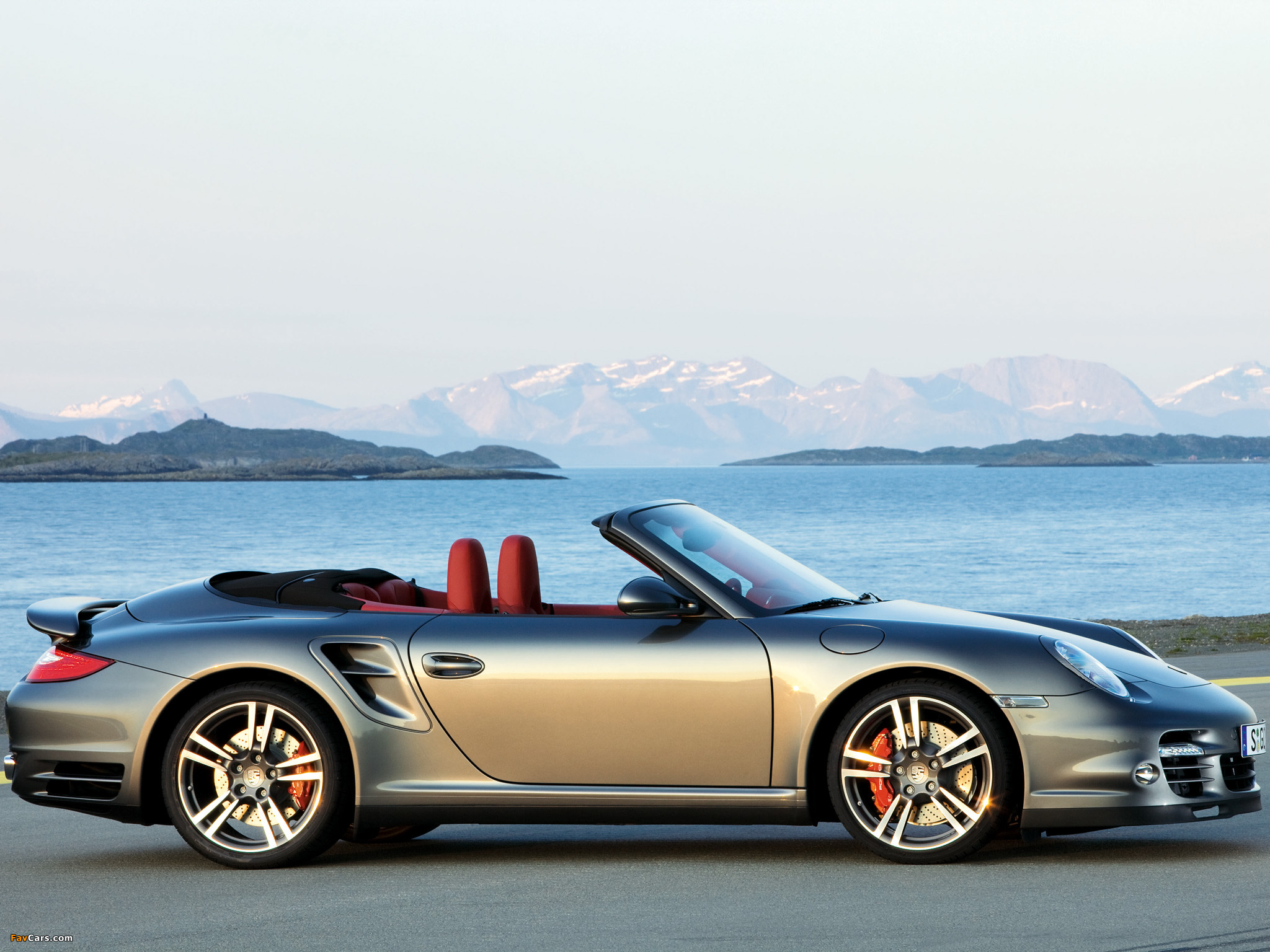 Porsche 911 Turbo Cabriolet (997) 2009 photos (2048 x 1536)