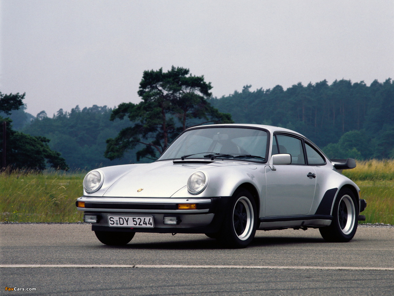Porsche 911 Turbo 3.3 Coupe (930) 1978–89 wallpapers (1280 x 960)