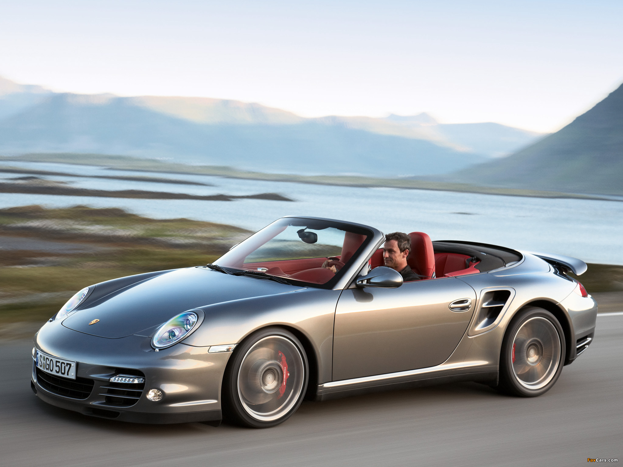 Porsche 911 Turbo Cabriolet (997) 2009 wallpapers (2048 x 1536)