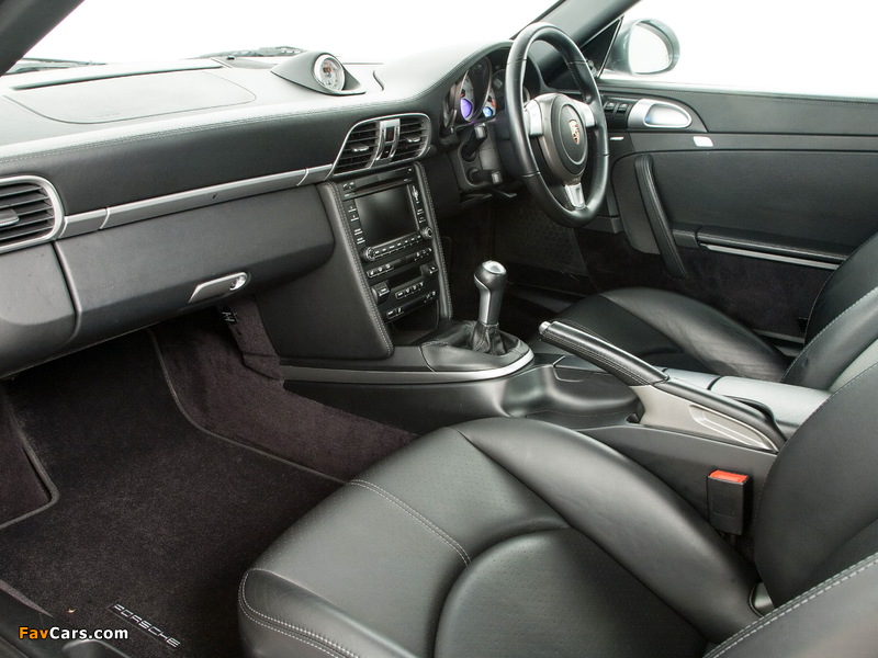 Images of Porsche 911 Carrera S Coupe UK-spec (997) 2008–11 (800 x 600)