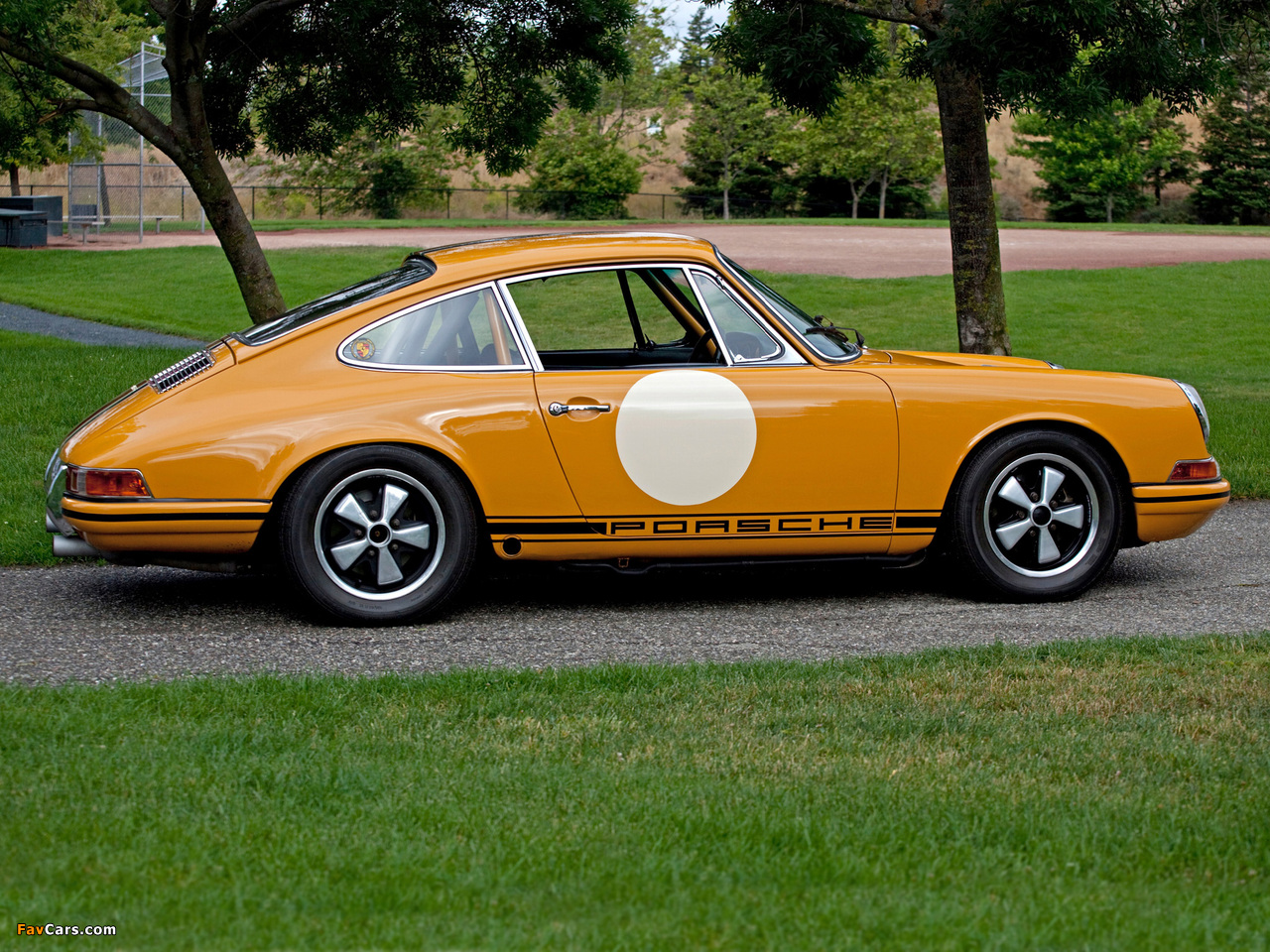 Photos of Porsche 911 S GT Competition Coupe (901) 1966 (1280 x 960)