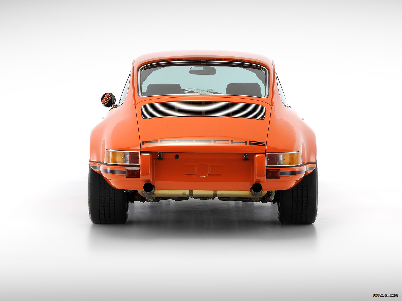 Photos of Porsche 911 L 2.3 ST Coupe (911) 1970–71 (1600 x 1200)