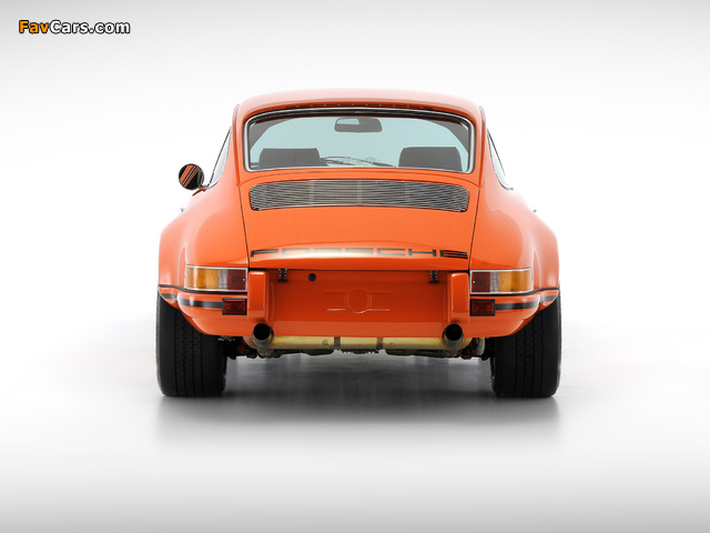 Photos of Porsche 911 L 2.3 ST Coupe (911) 1970–71 (640 x 480)